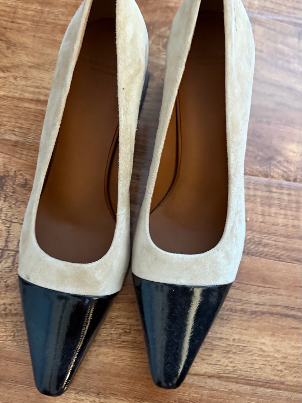 Vagabond Two-Tone Suede and Patent Pointed Pumps - Beige & Black